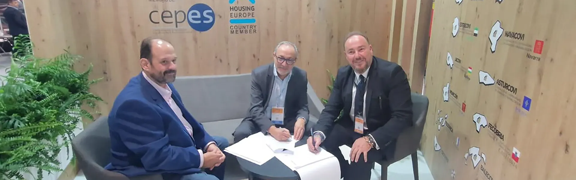 Avalmadrid y CONCOVI firman un convenio para facilitar la financiación a las cooperativas de vivienda ultimas noticias cesgar